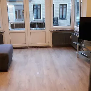  Apartment Arno's Place